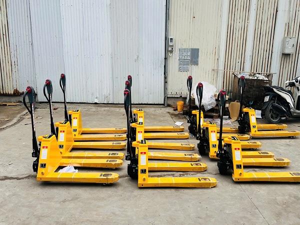XE NÂNG ĐIỆN DẮT TAY 2.000kg