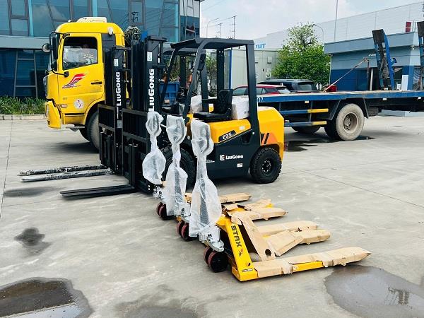 XE NÂNG KÍCH TAY 3000KG GIÁ TỐT