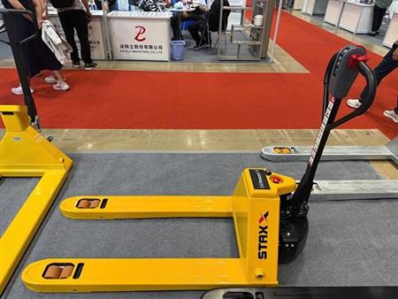 Xe Nâng Điện Dắt Tay Thấp STAXX - Model EPT20H