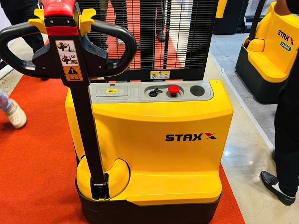 XE NÂNG TAY CAO STAXX - Model WS15H-LI